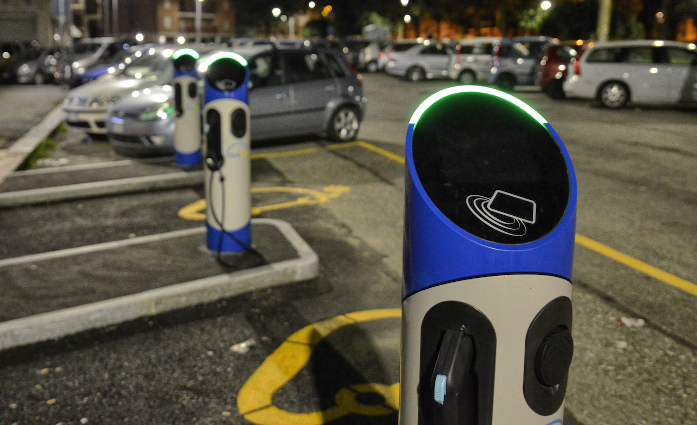 3 ways the car rental industry is going greener Bluebird